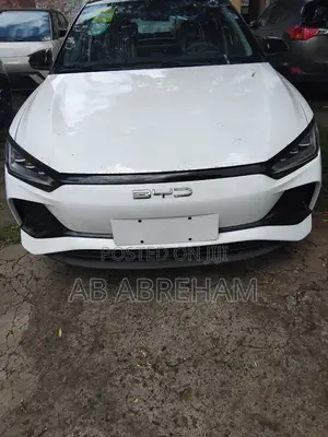 New BYD E2 43 kWh 94 hp FWD 2025 White