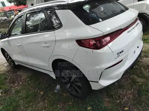 New BYD E2 43 kWh 94 hp FWD 2025 White