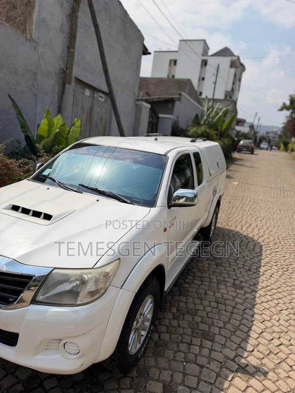 Toyota Hilux 2010 White