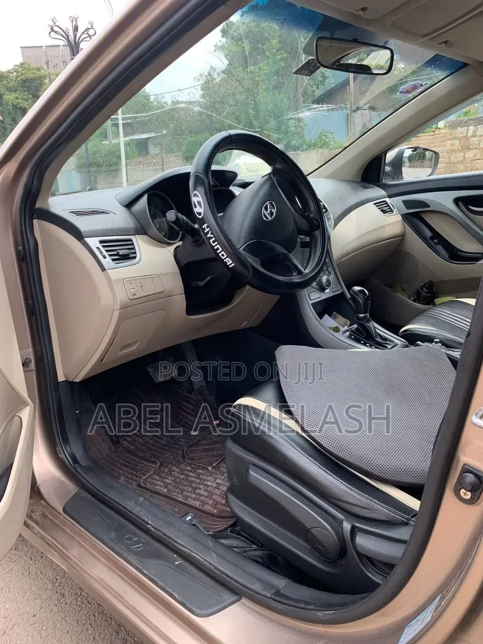 Hyundai Elantra 2015 Brown
