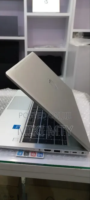 New Laptop HP 16GB Intel Core i5 SSD 512GB