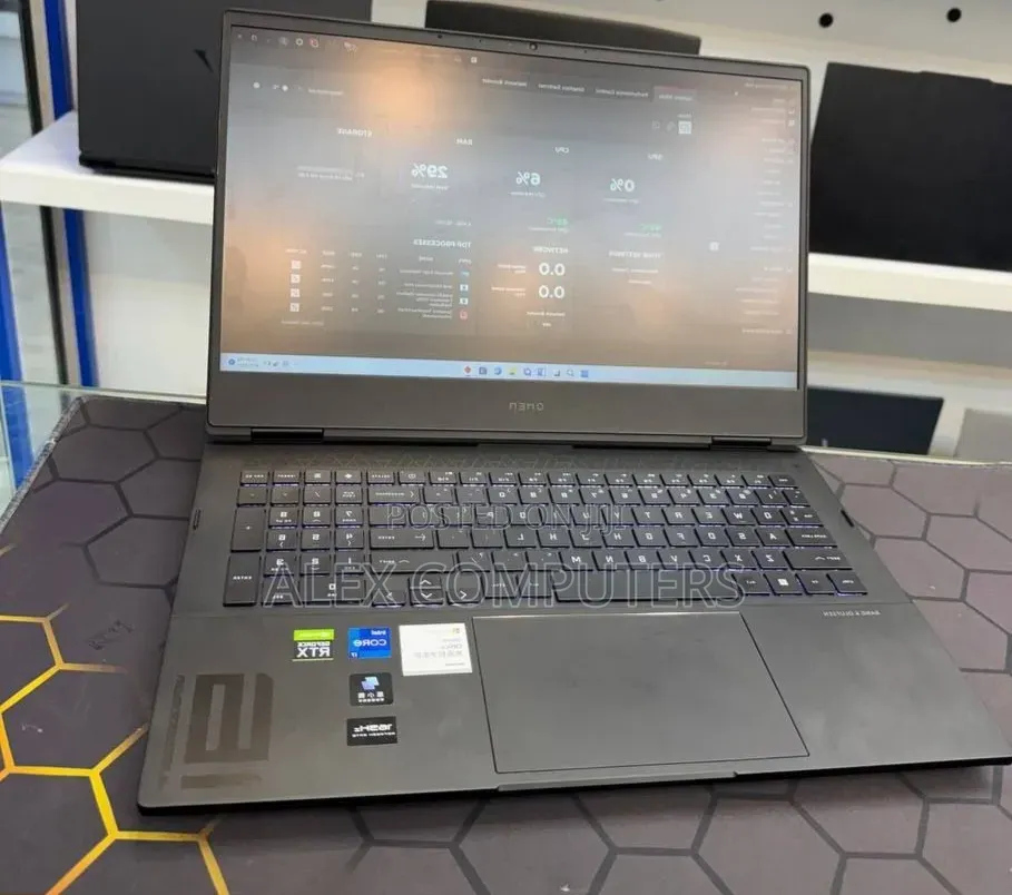 New Laptop HP Omen 15 16GB Intel Core i7 SSD 512GB