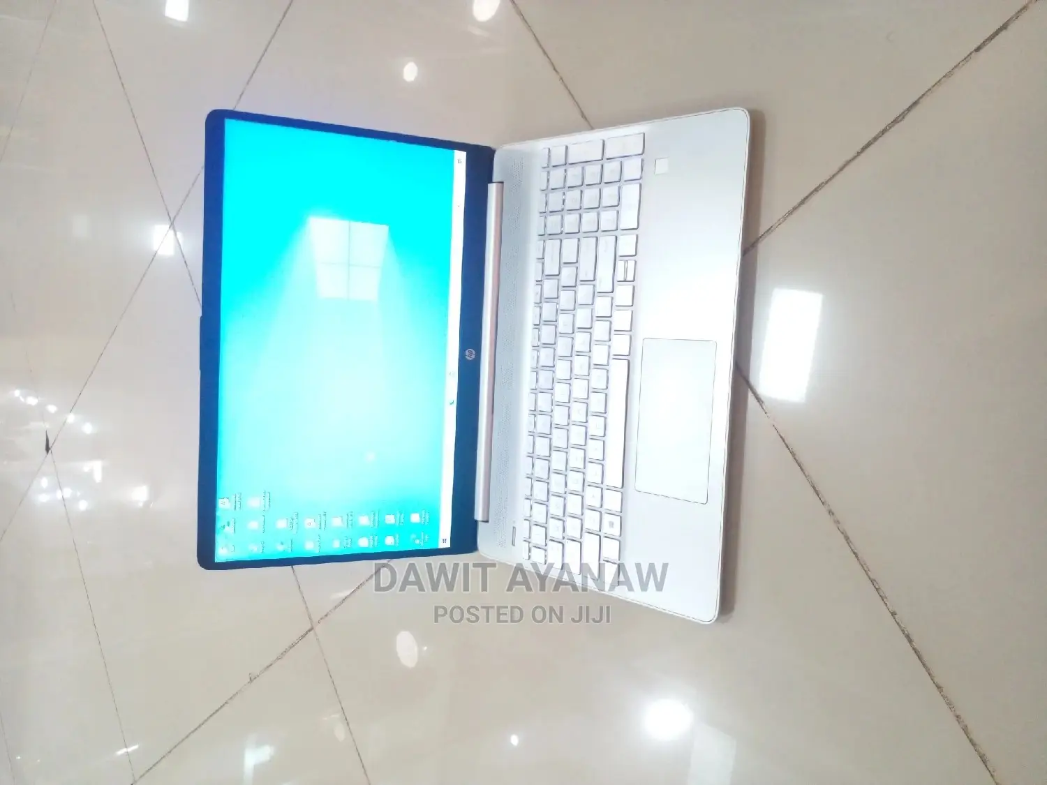 New Laptop HP Pavilion 10 8GB Intel Core I5 SSD 512GB