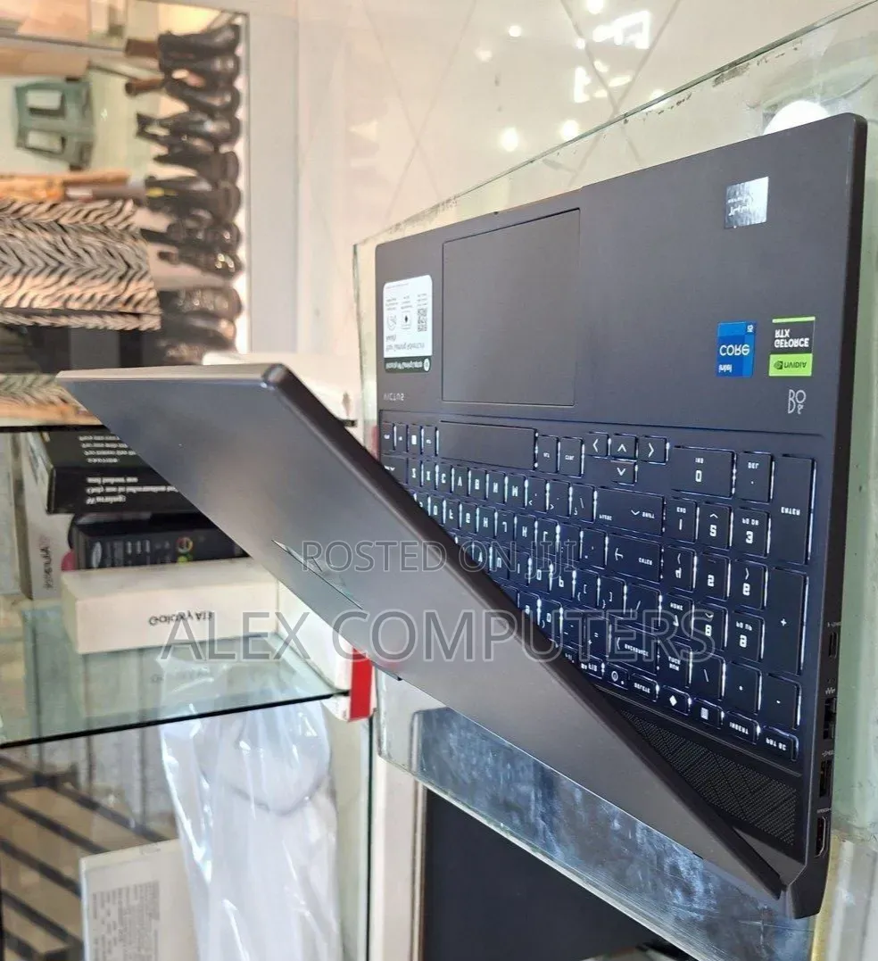 New Laptop HP Victus 15 16GB Intel Core i5 SSD 512GB