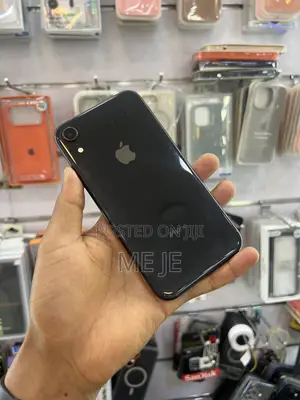 Apple iPhone XR 64 GB