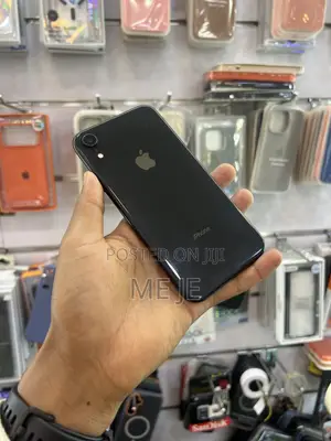 Apple iPhone XR 64 GB
