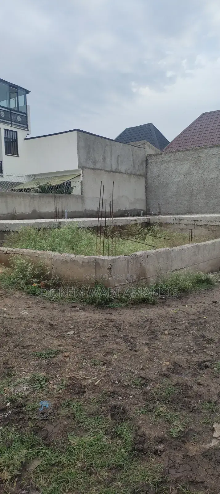 8bdrm House in Bishoftu Dukem, East Shewa for sale
