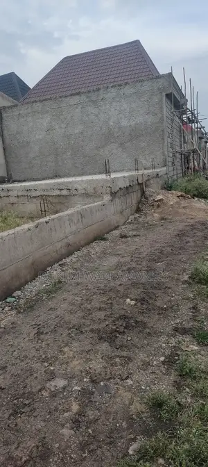 8bdrm House in Bishoftu Dukem, East Shewa for sale