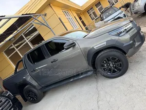 New Toyota Hilux 2025