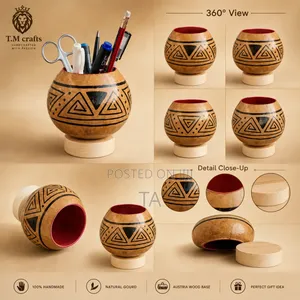 Handcrafted Gourd Pen Pencil Holder