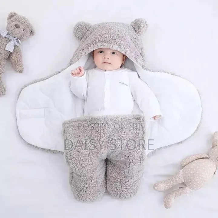 Soft Baby Swaddle Blanket (ለሕፃናት የሚሆን ለስላሳ ብርድ ልብስ)