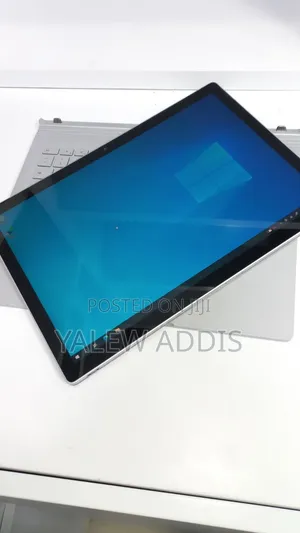 New Laptop Microsoft Surface 16GB Intel Core i7 SSD 512GB