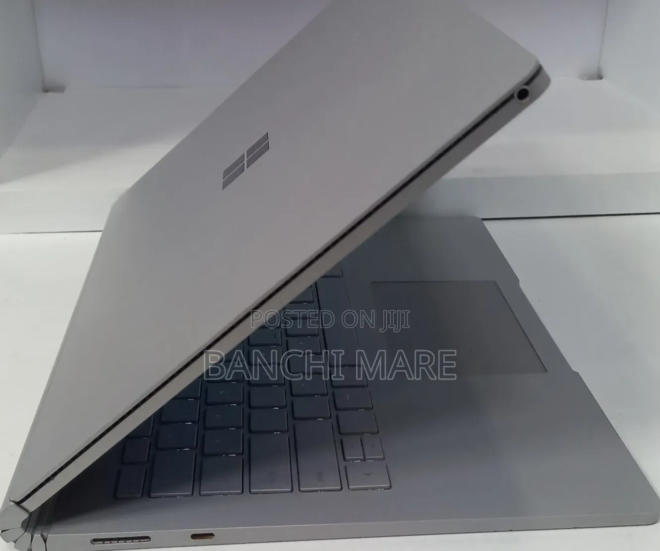 New Laptop Microsoft Surface Book 2 16GB Intel Core i7 SSD 512GB