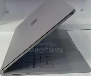 New Laptop Microsoft Surface Book 2 16GB Intel Core i7 SSD 512GB