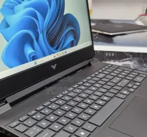 New Laptop HP Victus 16 16GB AMD Ryzen 7 SSD 512GB