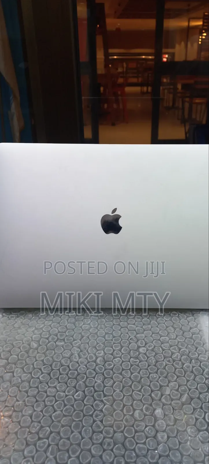 New Laptop Apple MacBook 2018 16GB Intel Core i5 SSD 256GB