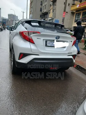 Toyota C-HR 2022 White