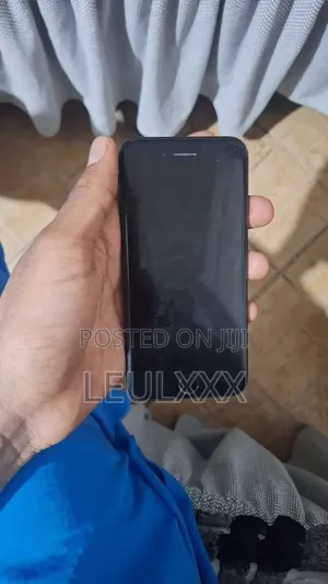 Apple iPhone 7 128 GB Black