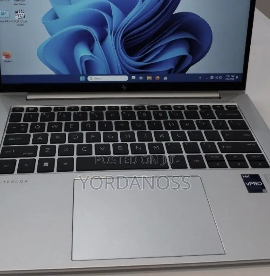 New Laptop HP EliteBook 840 G10 16GB Intel Core i7 SSD 512GB