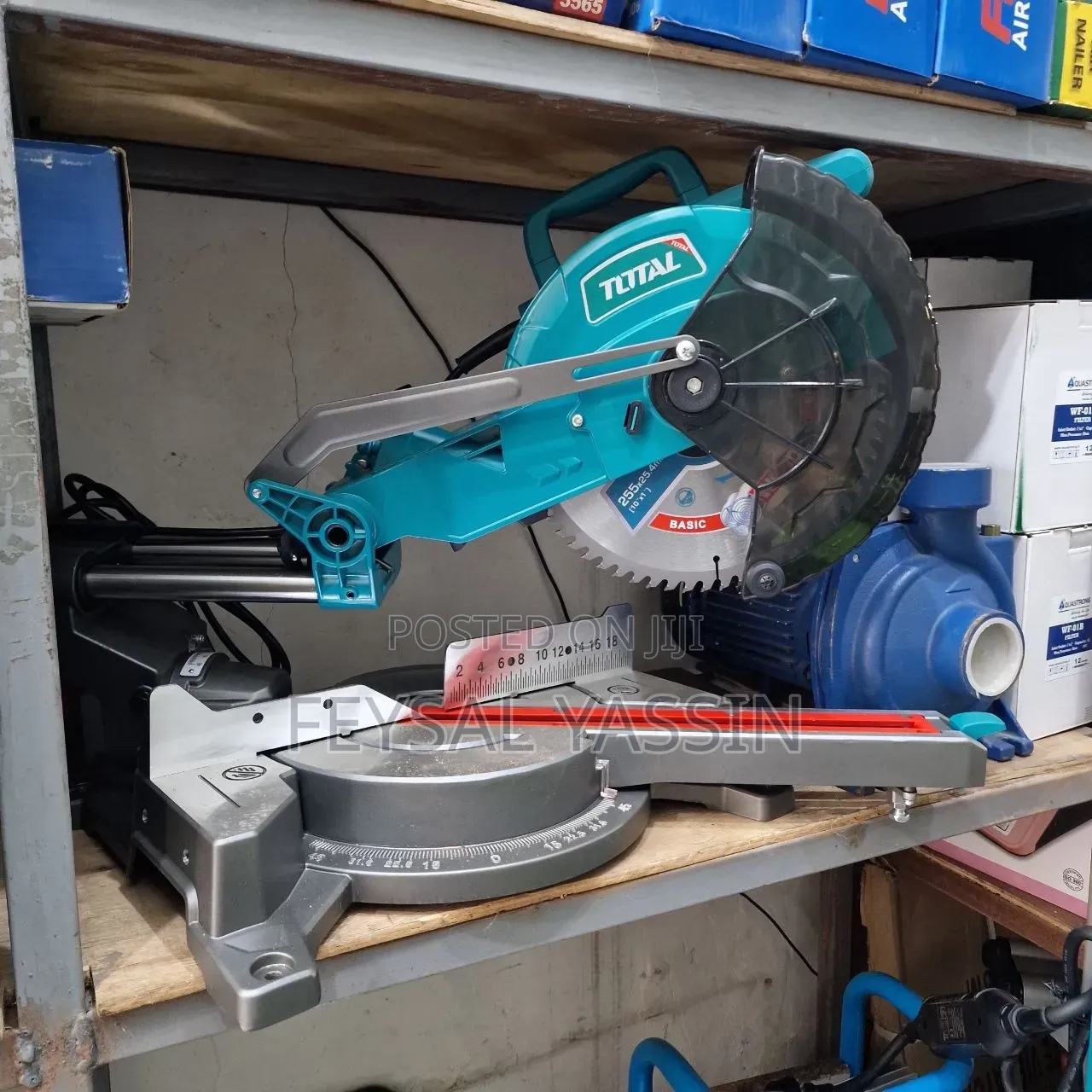Total Meter Saw Slide 1,800w
