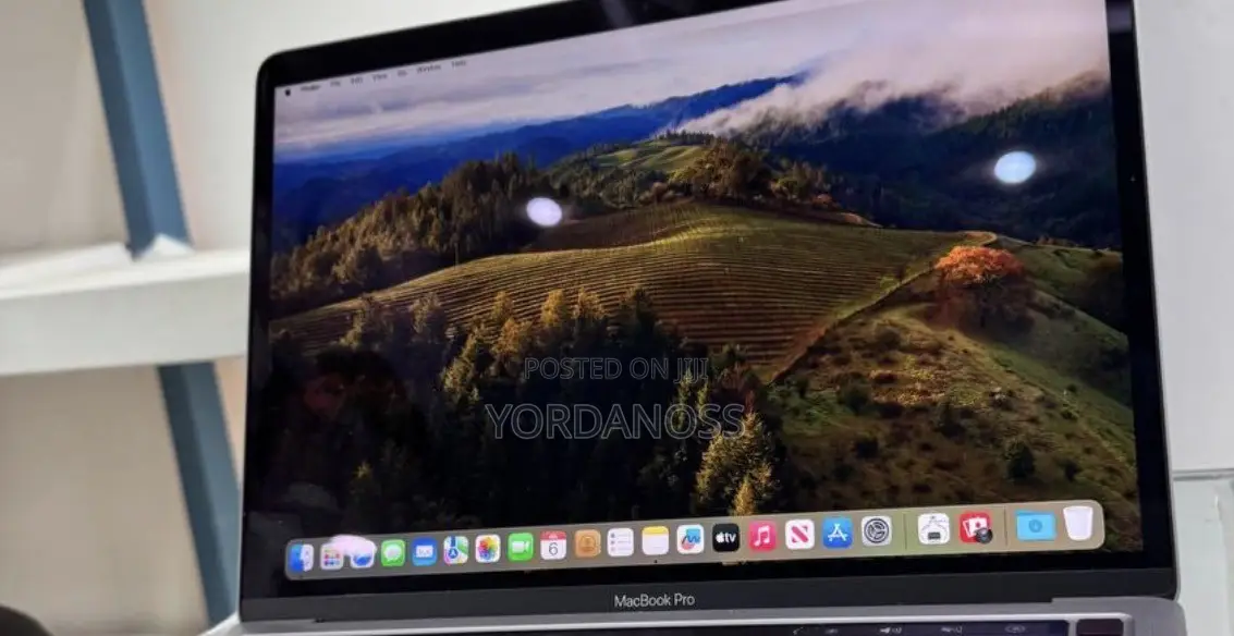New Laptop Apple MacBook Air 2020 M1 8GB Apple M1 SSD 256GB