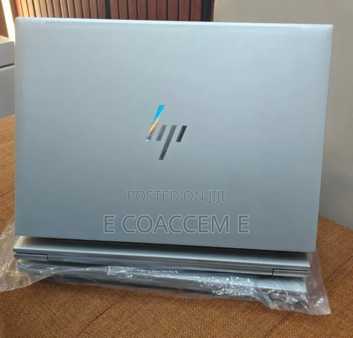 New Laptop HP 16GB AMD Ryzen 5 SSD 512GB