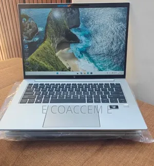 New Laptop HP 16GB AMD Ryzen 5 SSD 512GB