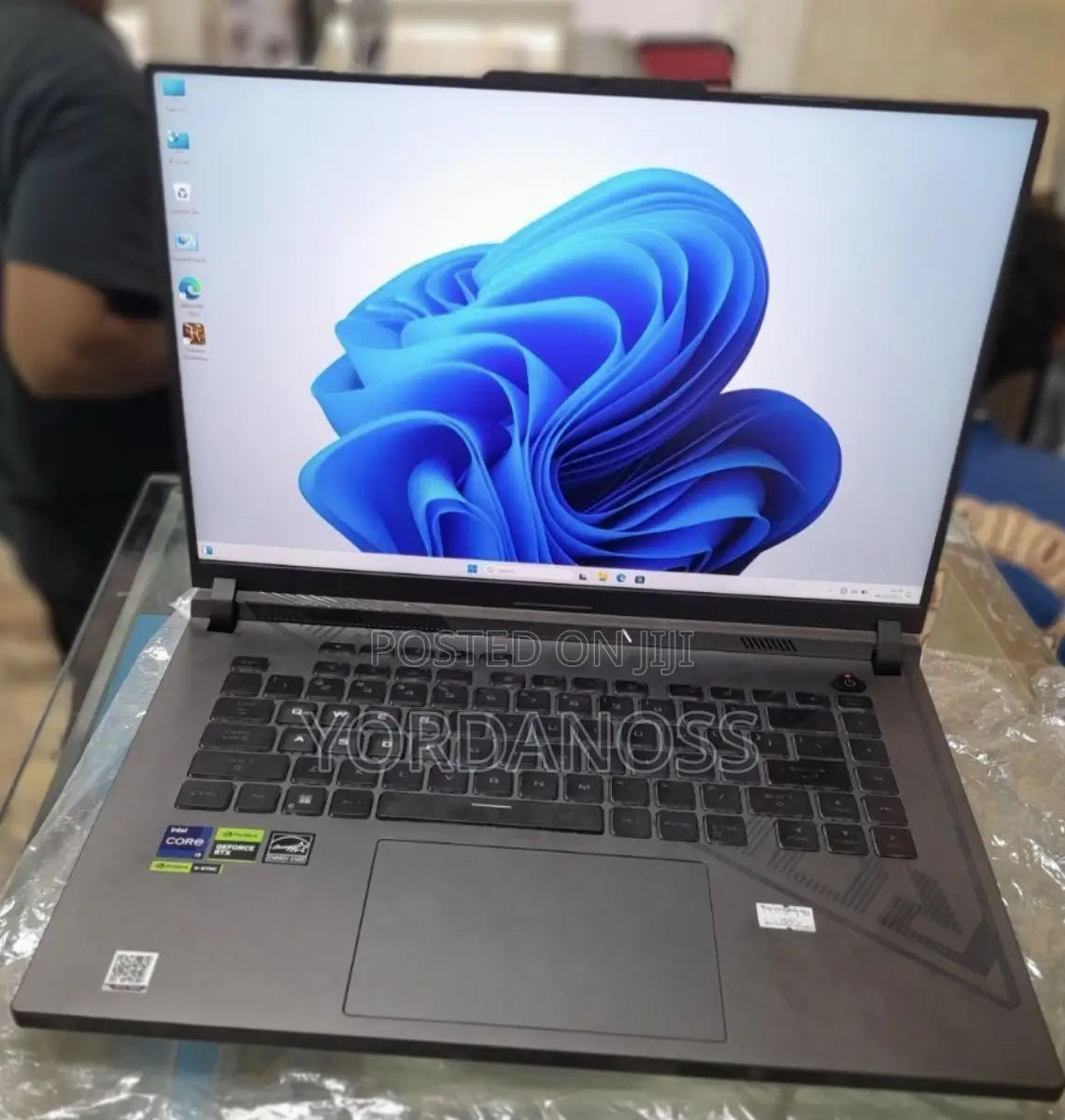 New Laptop Asus ROG Strix G16 G614 16GB Intel Core i9 SSD 1T