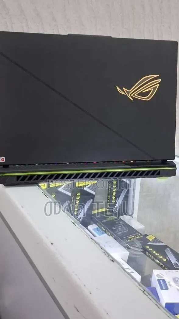 New Laptop Asus ROG Strix G15 16GB Intel Core i9 SSD 1T