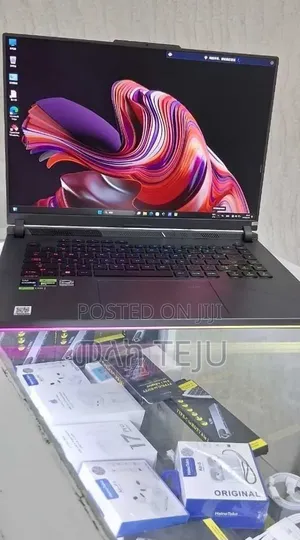 New Laptop Asus ROG Strix G15 16GB Intel Core i9 SSD 1T