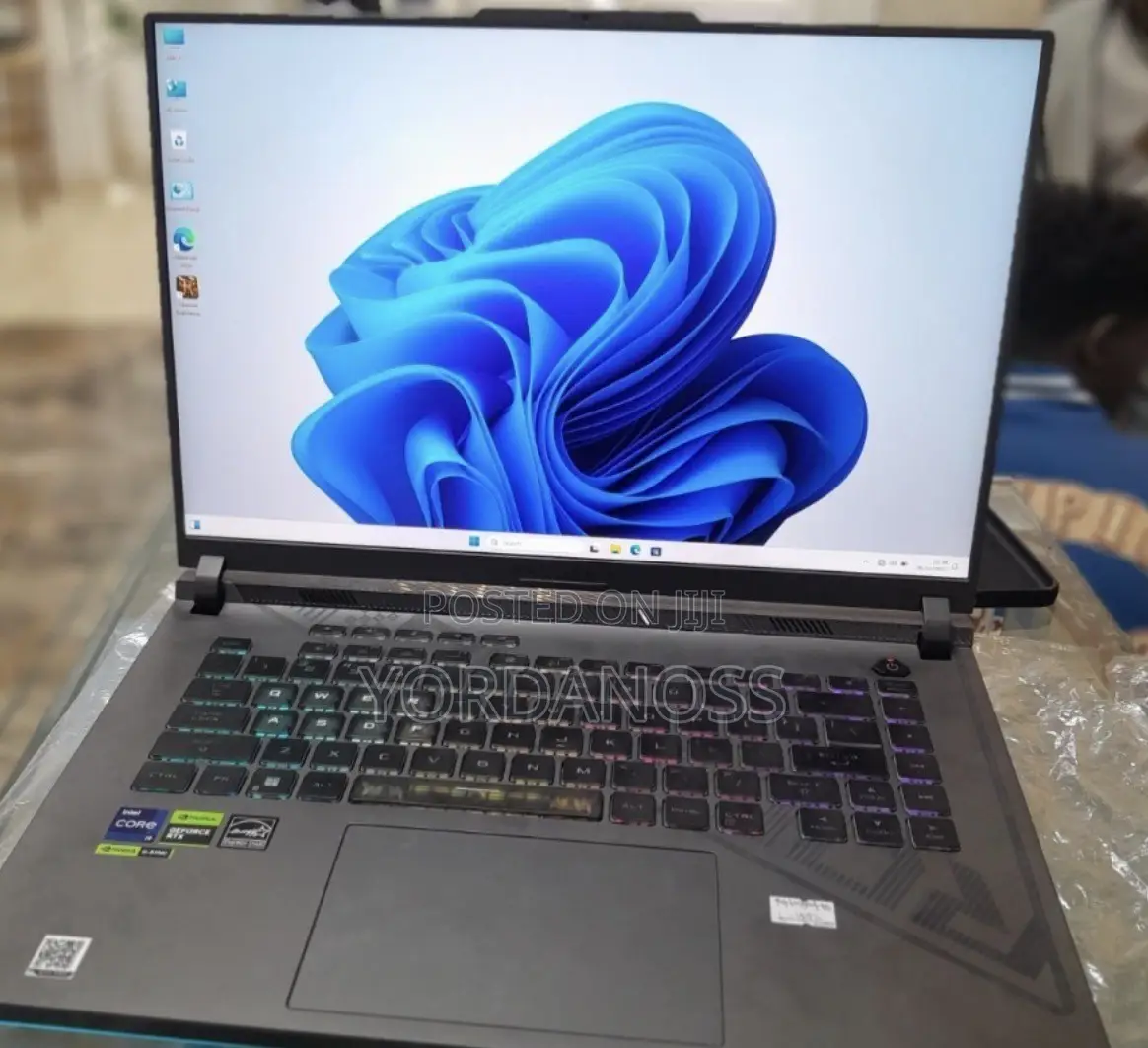 New Laptop Asus ROG Strix G16 G614 32GB Intel Core i9 SSD 1T