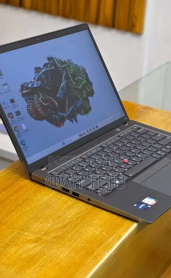 New Laptop Lenovo ThinkPad T14 32GB Intel Core i7 SSD 512GB