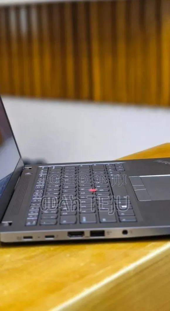 New Laptop Lenovo ThinkPad T14 32GB Intel Core i7 SSD 512GB