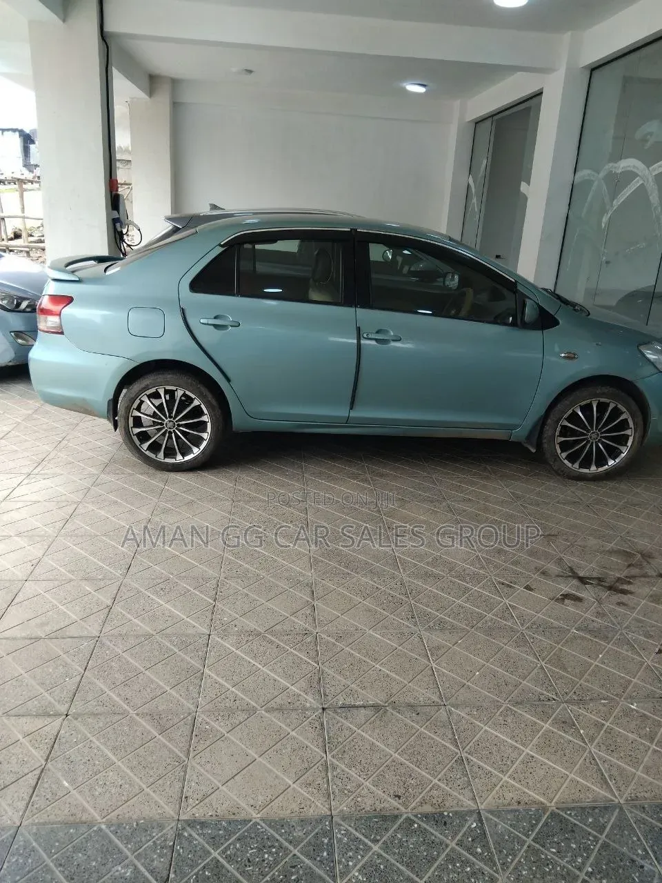 Toyota Yaris 2010 Pearl