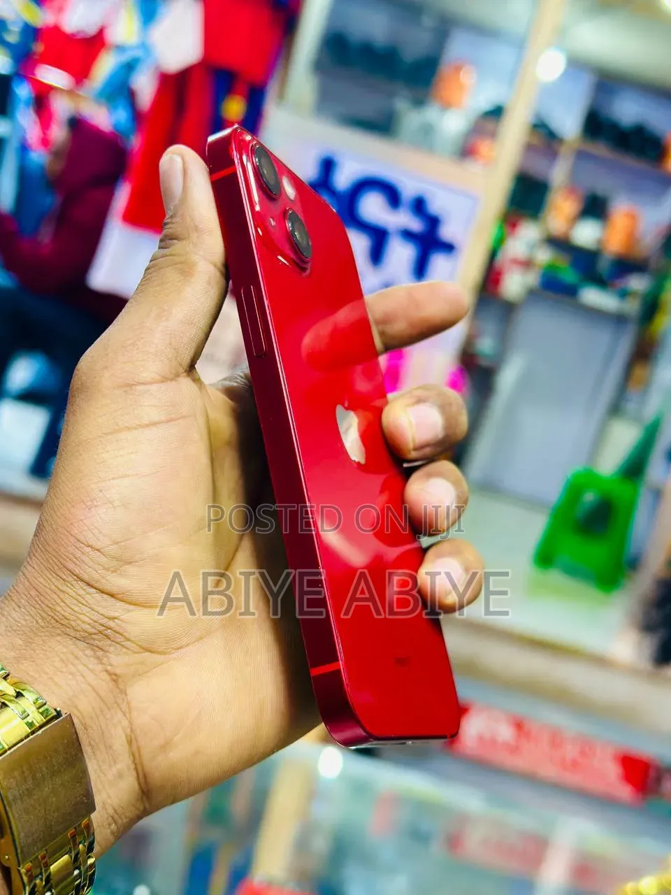 Apple iPhone 13 128 GB Red