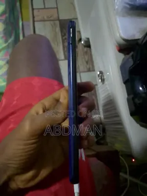 Samsung Galaxy A20 32 GB Purple