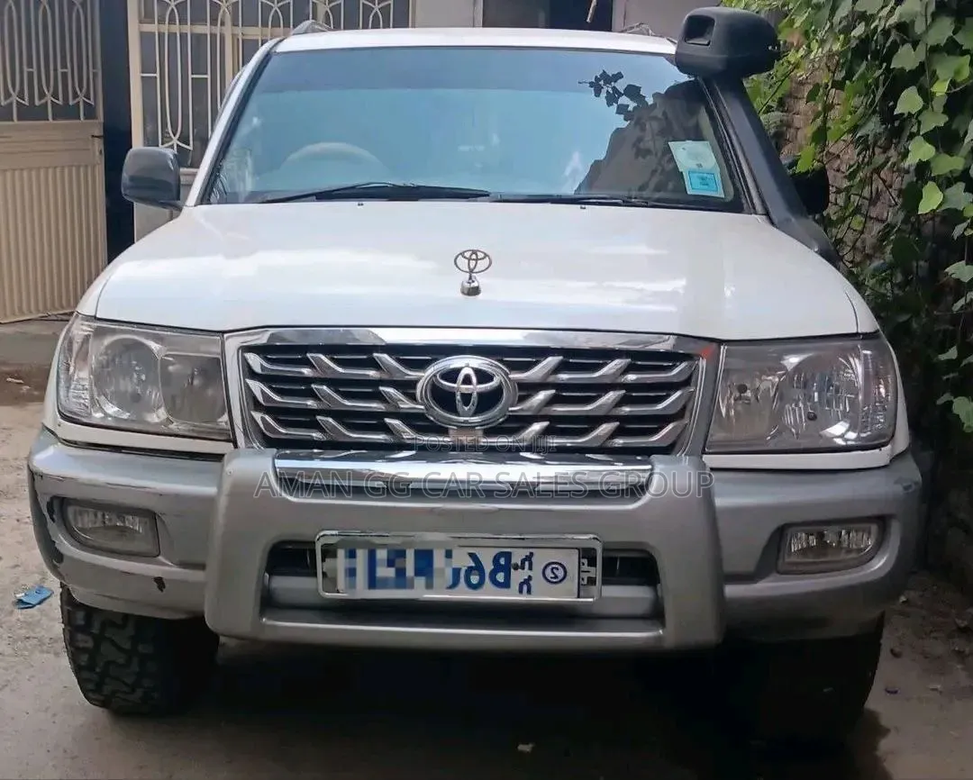 Toyota Land Cruiser 2007 Ivory