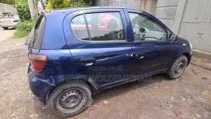 Toyota Yaris 2001 Blue