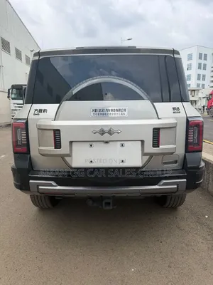 New BYD Leopard 8 2.0 Hybrid AWD 2025 Beige