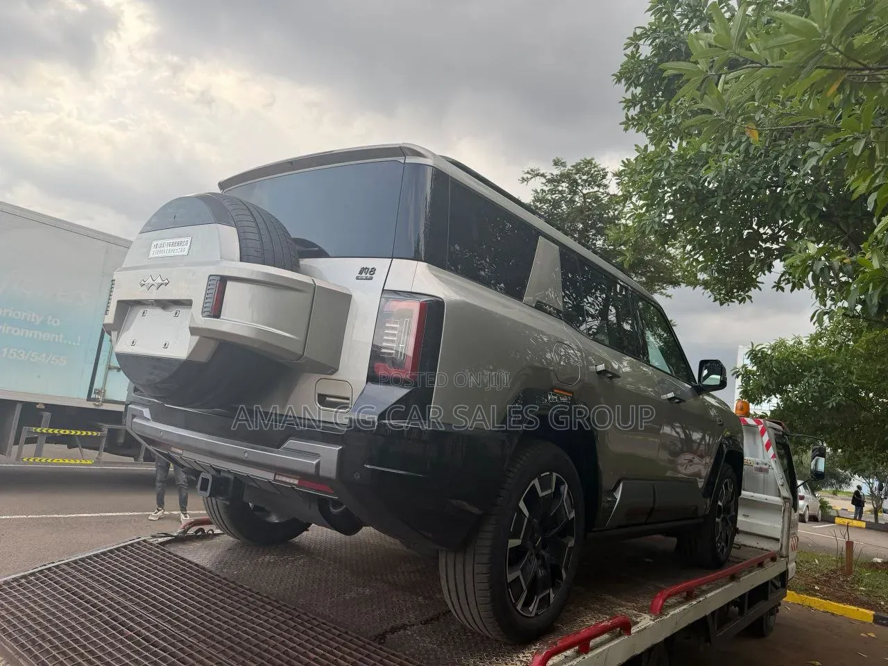 New BYD Leopard 8 2.0 Hybrid AWD 2025 Beige