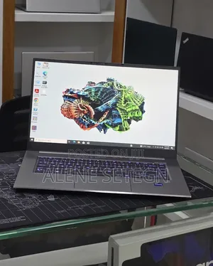 New Laptop HP ZBook 14 32GB Intel Core i9 SSD 512GB