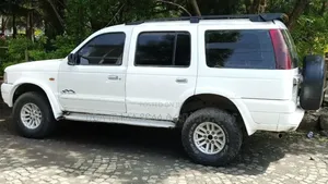 Ford Everest 2006 Ivory
