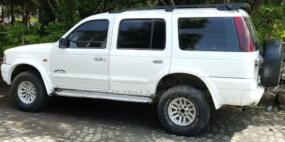 Ford Everest 2006 Ivory
