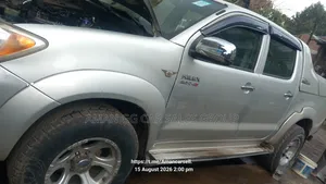 Toyota Hilux 2008 Purple