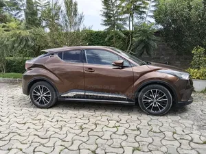 Toyota C-HR 2017 Burgundy