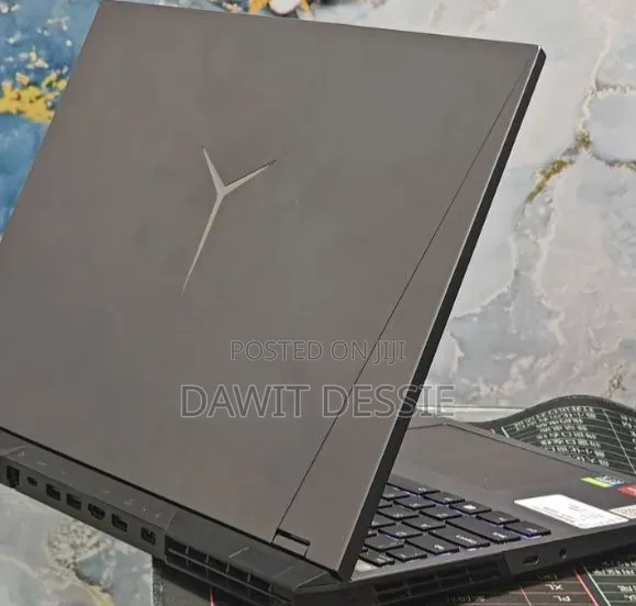 New Laptop Lenovo 16GB AMD Ryzen 7 SSD 512GB