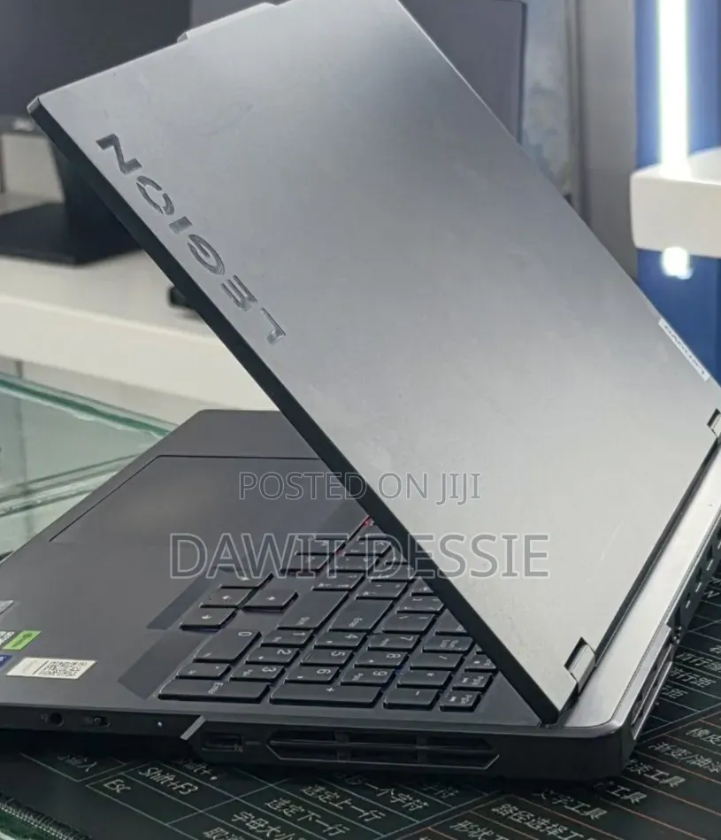 New Laptop Lenovo Legion 5 16GB Intel Core i7 SSD 1T