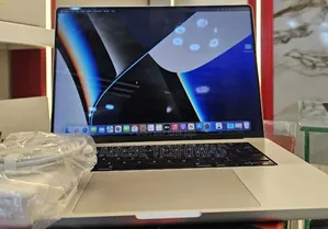 New Laptop Apple MacBook Pro 2021 M1 16GB Apple M1 Pro SSD 512GB