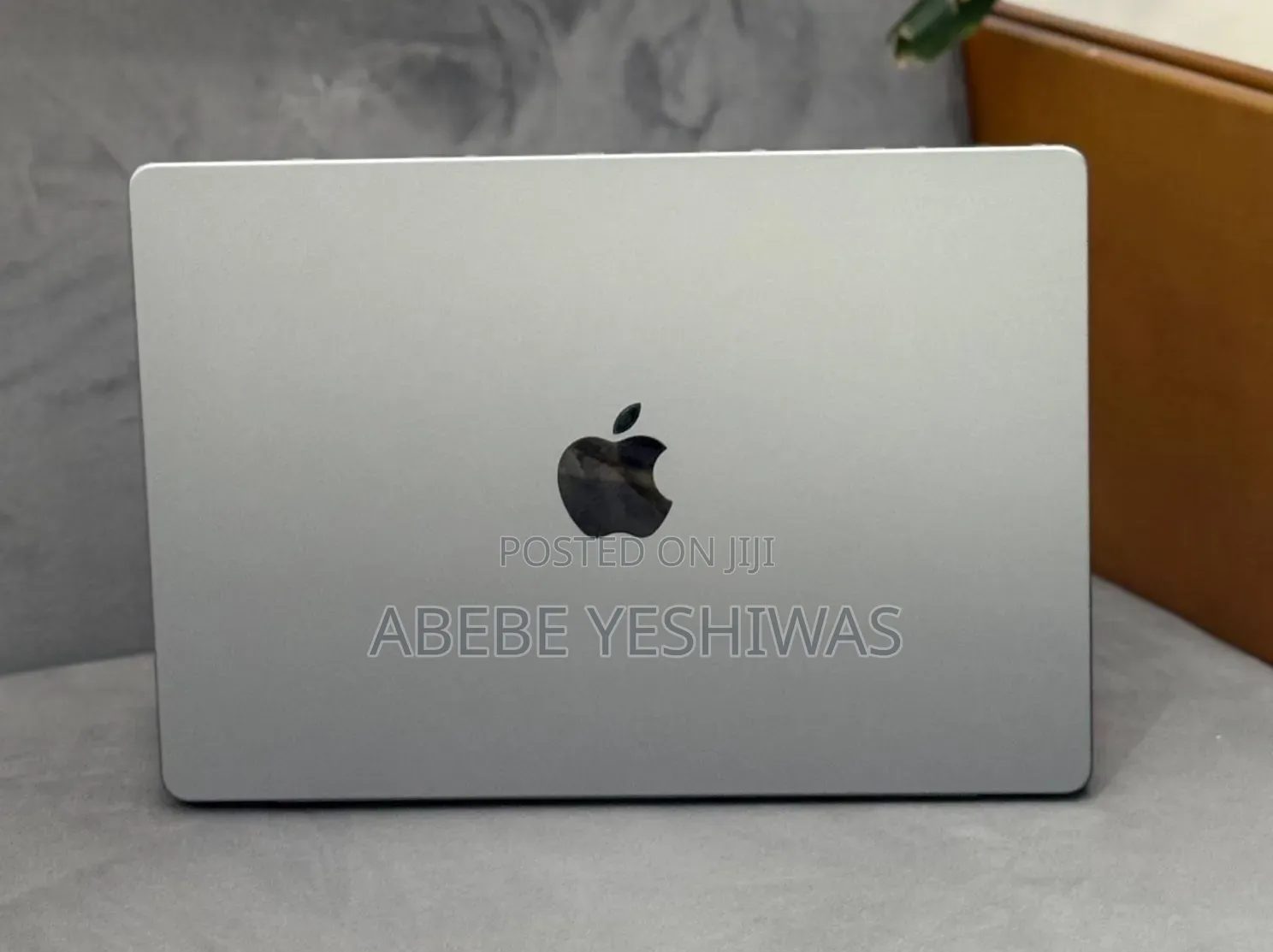 New Laptop Apple MacBook Pro 2021 M1 16GB Apple M1 Pro SSD 1T