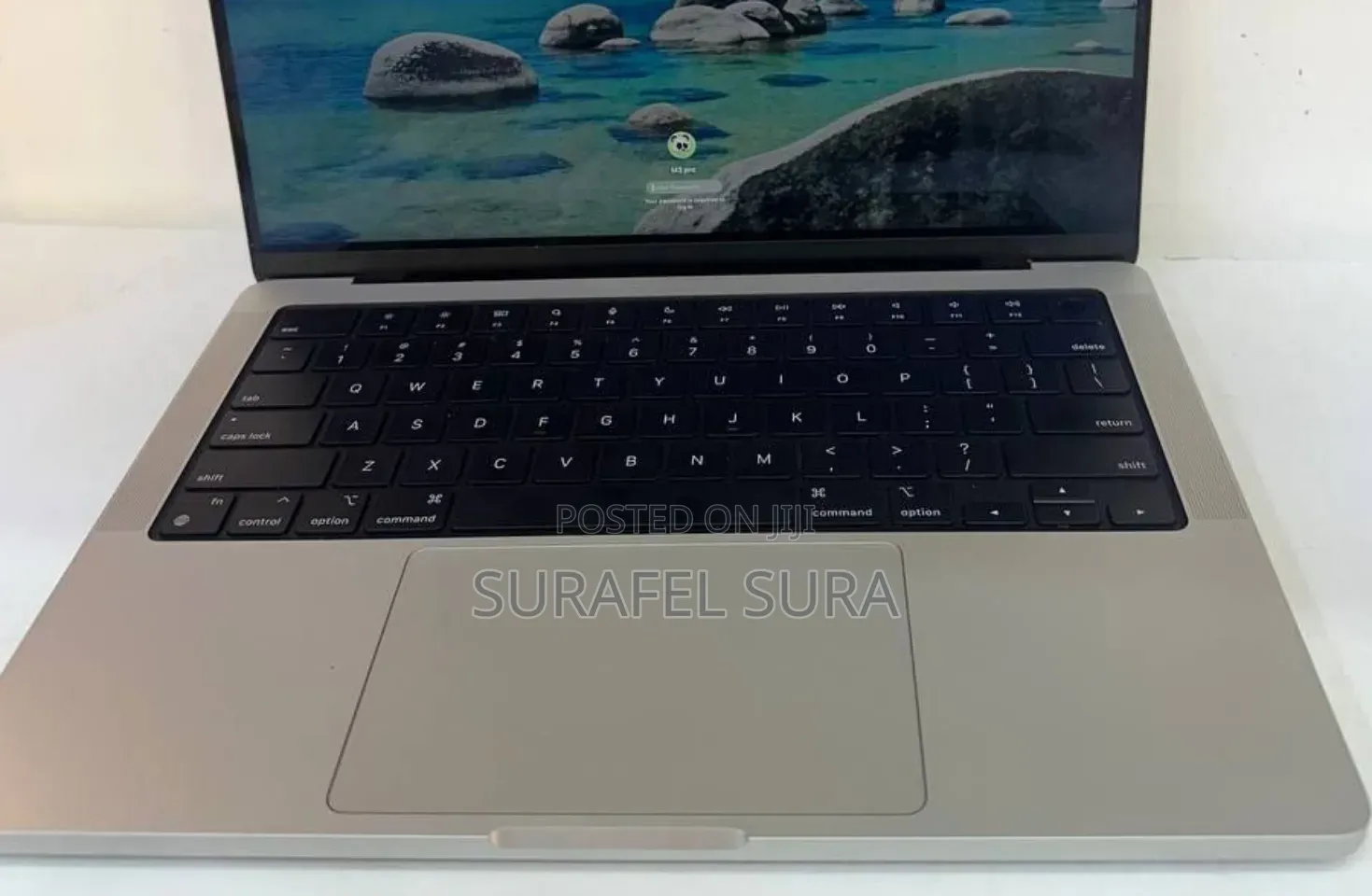 New Laptop Apple MacBook Pro 2023 M3 8GB Apple M3 Pro SSD 512GB